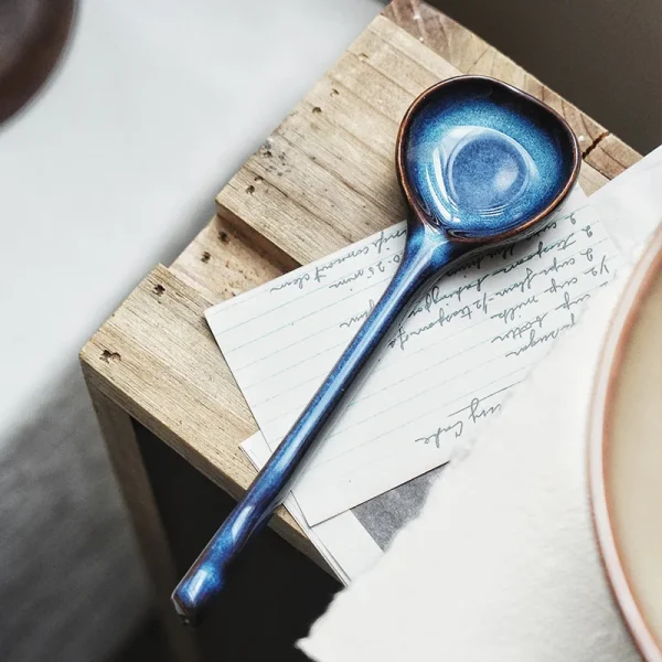 Ceramic glazed spoon with long handle - Image 4